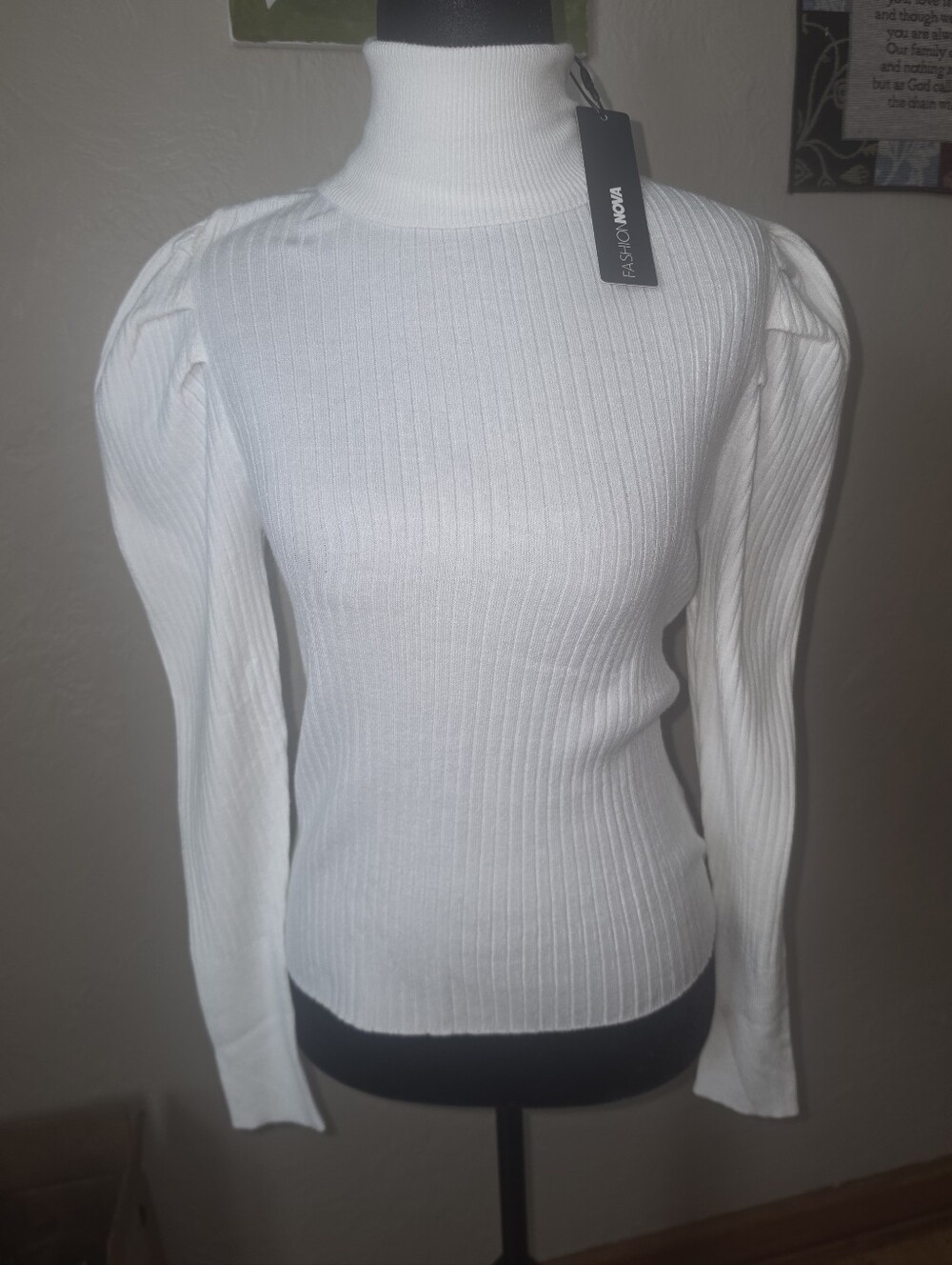 NWT Fashion Nova White Ribbed Puff-Sleeve Turtleneck Sweater Size Large